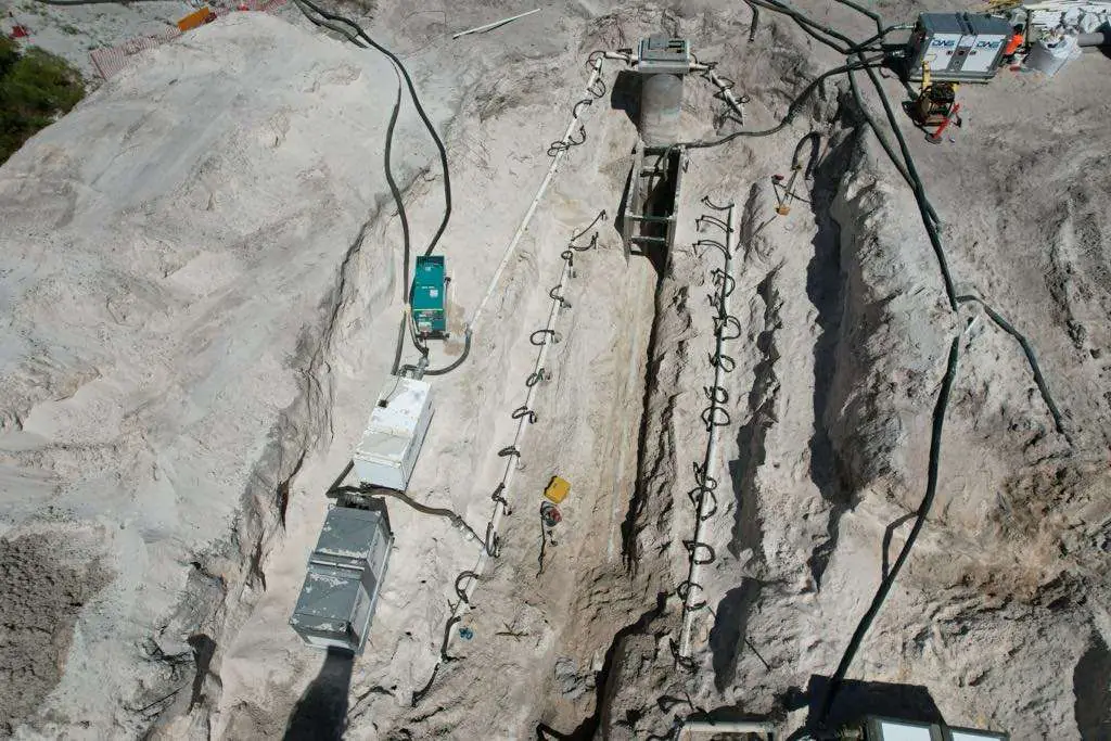 High water table dewatering on Jurien Bay 225 sewer works