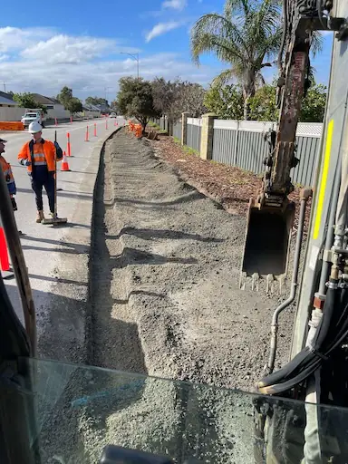 Hale Road widening earthworks from Tonkin Highway corridor